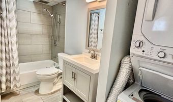 469 Ena Rd 3007, Honolulu, HI 96815