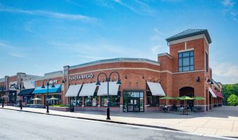 7521 CROSS GATE Ln, Alexandria, VA 22315