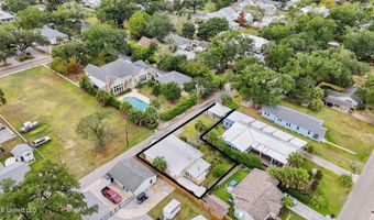 321 State St, Bay St. Louis, MS 39520