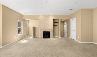 10882 NE RED WING Way 204, Beaverton, OR 97006