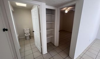 1005 Dickerson Dr SE A, Albuquerque, NM 87106