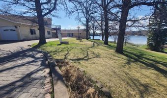 281 Shores Rd, Bottineau, ND 58318