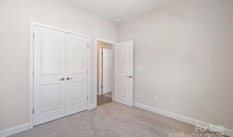 4028 Hidden Oaks Dr, Charlotte, NC 28205