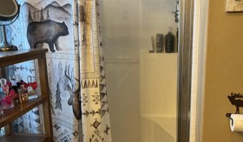 26 Wagon Wheel Rd, Artesia, NM 88210