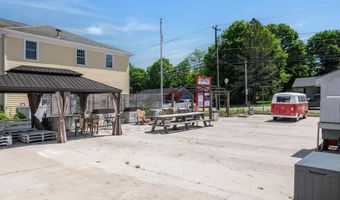 211 Main St, Hopkinton, RI 02804