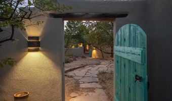 265 Hondo Seco Rd, Arroyo Seco, NM 87514