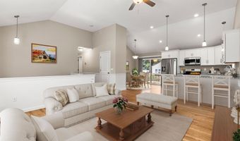 23 Pine Acres Rd, Allenstown, NH 03275