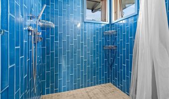 17 Jamaica Way, North Kingstown, RI 02852