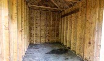 77 Knowles Rd, Belgrade, ME 04917