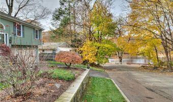 60 North St, Cranston, RI 02920