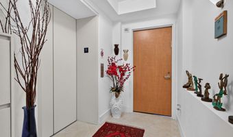 19400 Turnberry Way 921, Aventura, FL 33180