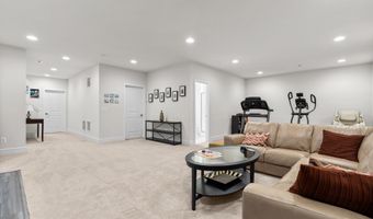 21340 RAINIER Ln, Broadlands, VA 20148