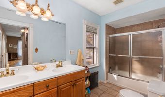 9 Mountainville Rd, Danbury, CT 06810