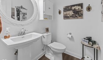 5156 Fairview Ct, Avon, IN 46123