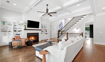 1012 Summit View Ln, Alpharetta, GA 30004