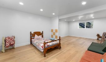 20395 Northgrove Loop, Brookings, SD 57006