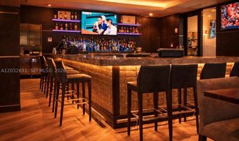 1000 W Island Blvd 911, Aventura, FL 33160