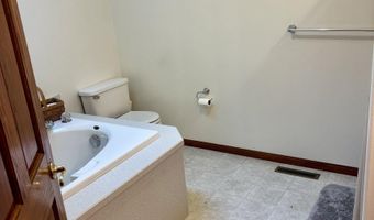 54661 Chardan Dr, Battle Creek, NE 68715