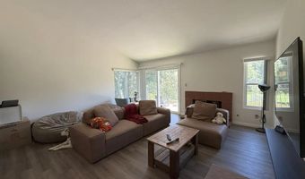 4235 Los Padres Dr, Fallbrook, CA 92028