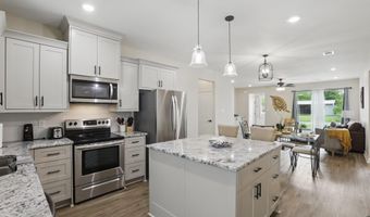 712 W Ashley St, Benton, AR 72015