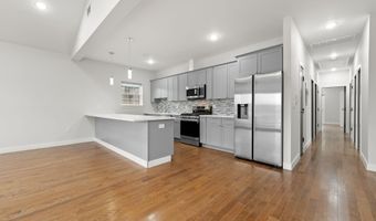 41 E 16TH St 2, Bayonne, NJ 07002