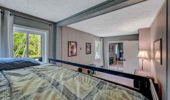 227 Valley View Dr, Albrightsville, PA 18210
