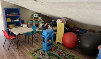 893 Foothill Dr, Apple Valley, UT 84737