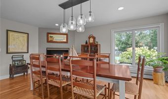 12 Half Mile Rd, Barrington, RI 02806