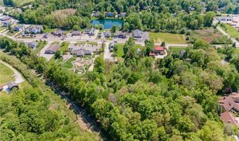 221 E Garfield Rd, Aurora, OH 44202