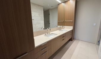 1388 Ala Moana Blvd 8702, Honolulu, HI 96814