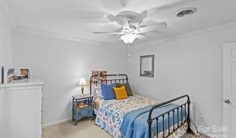 2418 Ainsdale Rd, Charlotte, NC 28226