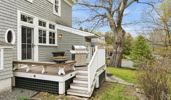 20 Albert Mdw, Bar Harbor, ME 04609