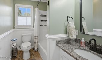 296 Sixth St, Ayden, NC 28513