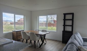 8 Punkin Center Rd, Bellevue, ID 83313