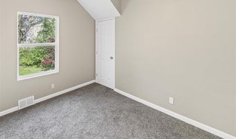 1129 E 7th St, Alton, IL 62002
