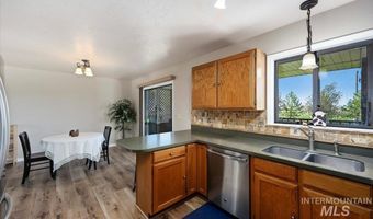 1030 Clear Creek Dr, Buhl, ID 83316