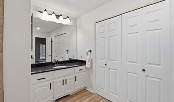 14767 Woodland Rd, Athens, AL 35613