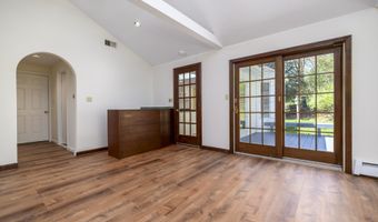 200 Chipman Dr, Cheshire, CT 06410