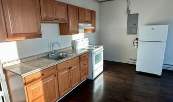 37 N Massachusetts Ave Ave, Atlantic City, NJ 08401