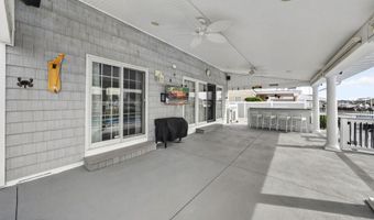 378 Bayview Ave, Bayville, NJ 08721