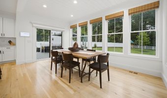 43 Oak Ridge Dr, Avon, CT 06001