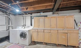 4520 MIDDLETON Ln, Bethesda, MD 20814