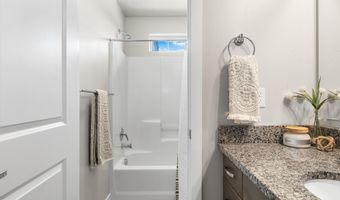 9176 W Tillamook Dr, Boise, ID 83709