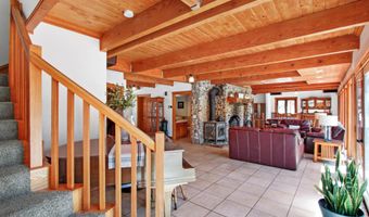 43630 Rainbow Ln, Angelus Oaks, CA 92305