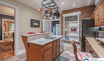 407 N 8th St, Allentown, PA 18102