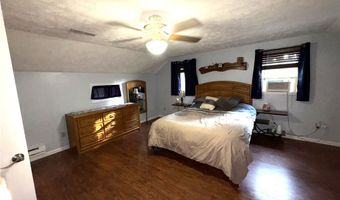 12096 Baumhart Rd, Amherst, OH 44001