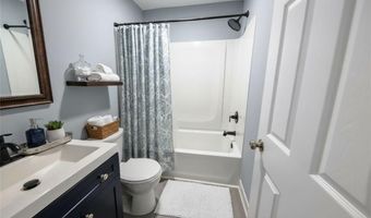 491 W Cross St, Austin, IN 47102