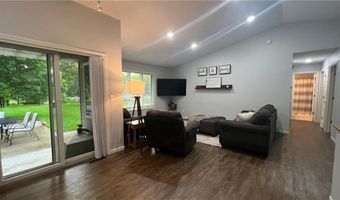 405 Sun Cir, Avon, MN 56310