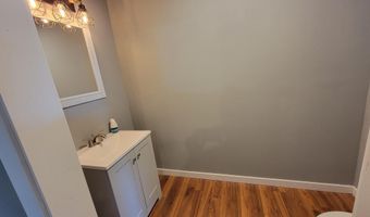 195 Jade Ct, Alma, MI 48801