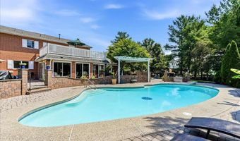 83 CARAVEL Dr, Bear, DE 19701